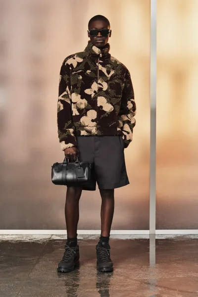 Look 30